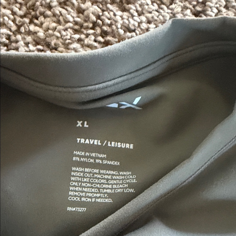 BRAND NEW! FLX Short Sleeve Top - Picture 3 of 3